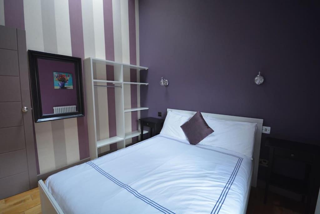 לונדון Cheerful 2 Bed Home With Terrace In Central Camden מראה חיצוני תמונה
